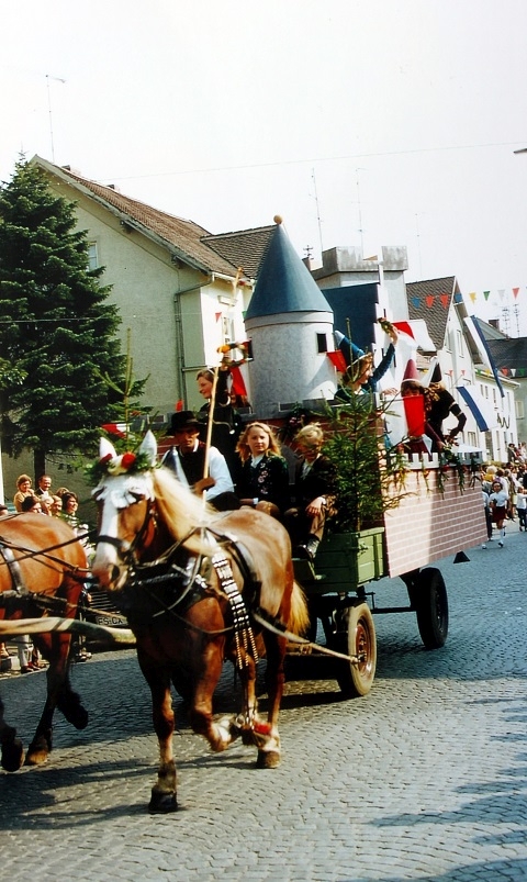 Das Bild kann leider nicht angezeigt werden.